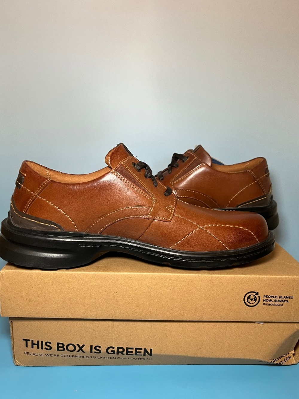 Clarks Men's Gessler Lace Dress Shoe - Size 9 Men’s RETAIL $75
